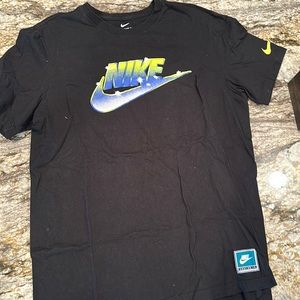 Nike t shirt